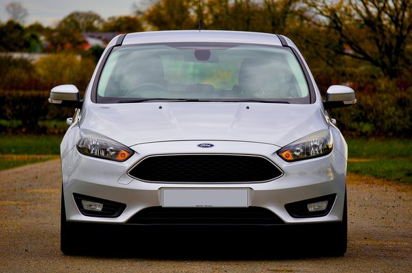 Estimez la valeur de votre voiture en 3 étapes simples